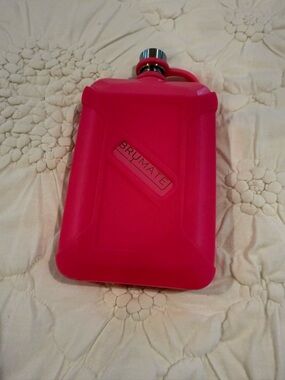 Brumate Hot Pink Flask